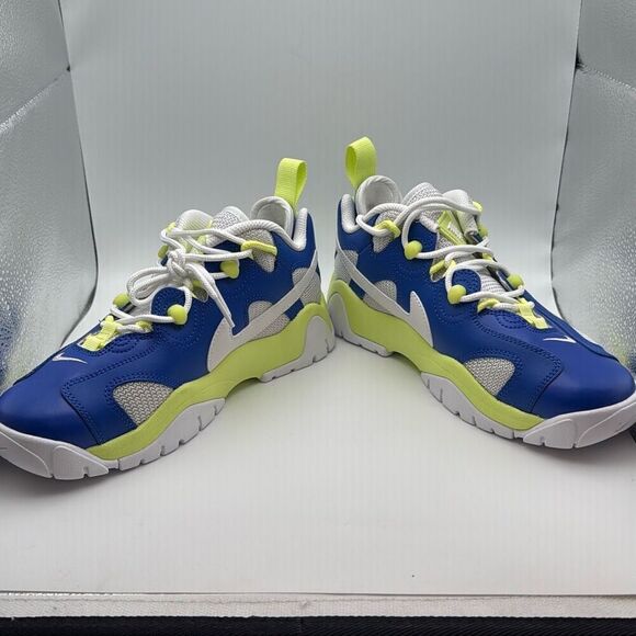 Nike Air Barrage Low Big Kids' Shoes SIZE 5Y NEW - Picture 5 of 7